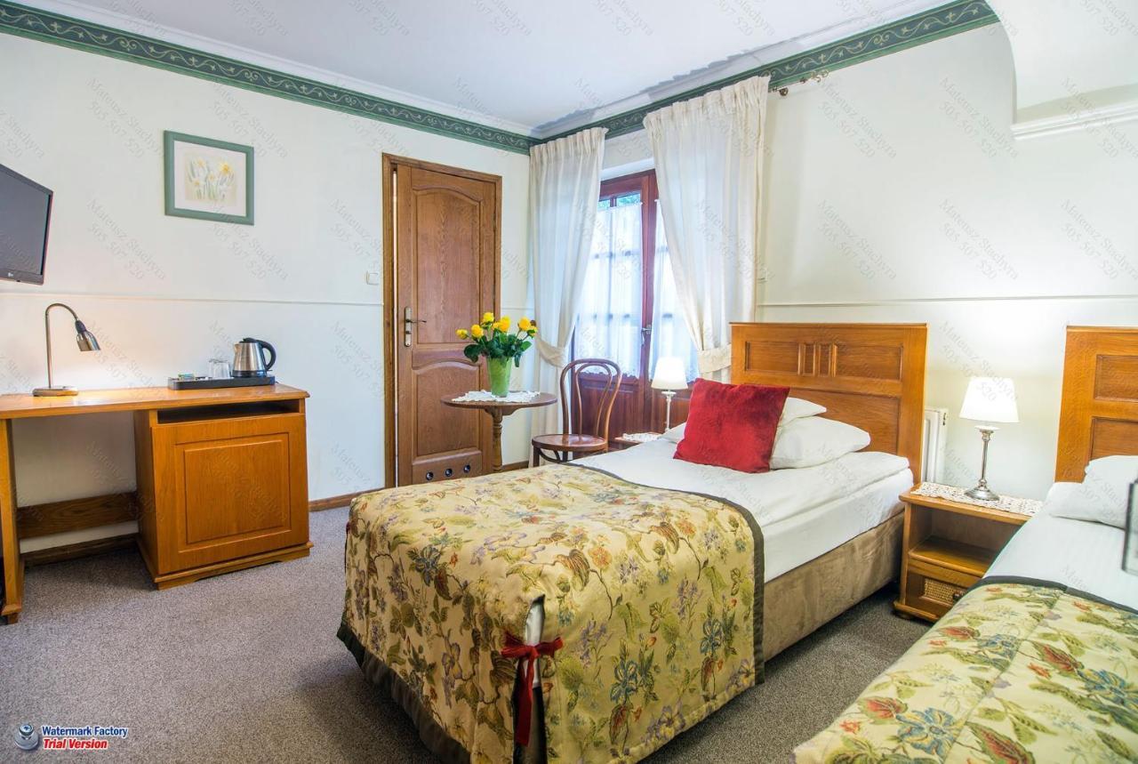 Hotel Dwa Ksiezyce Казимеж-Дольны Экстерьер фото