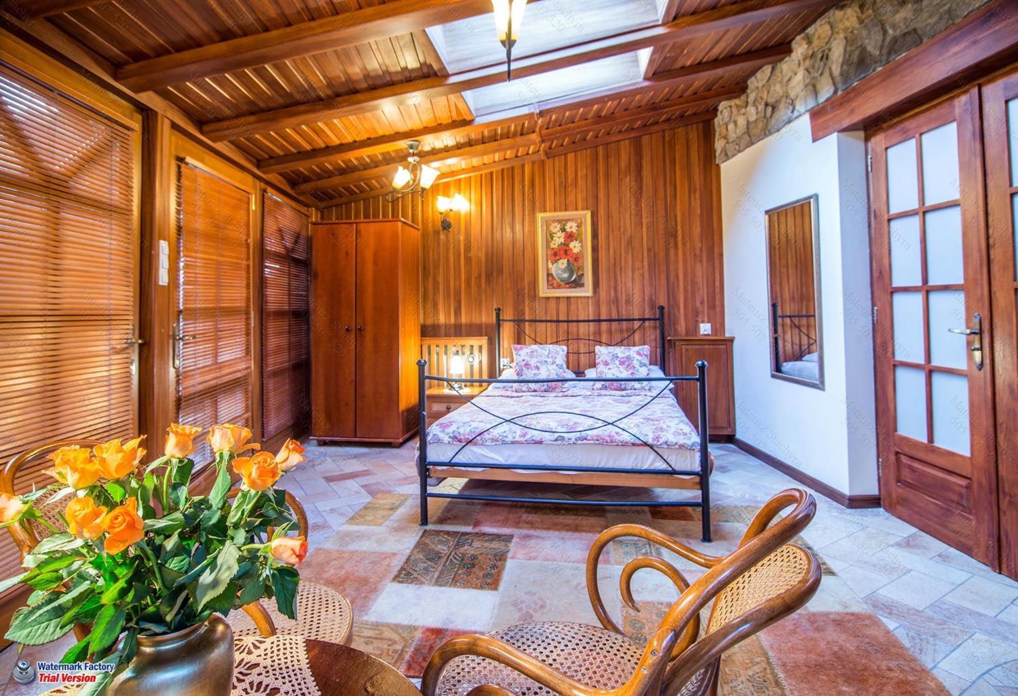 Hotel Dwa Ksiezyce Казимеж-Дольны Экстерьер фото