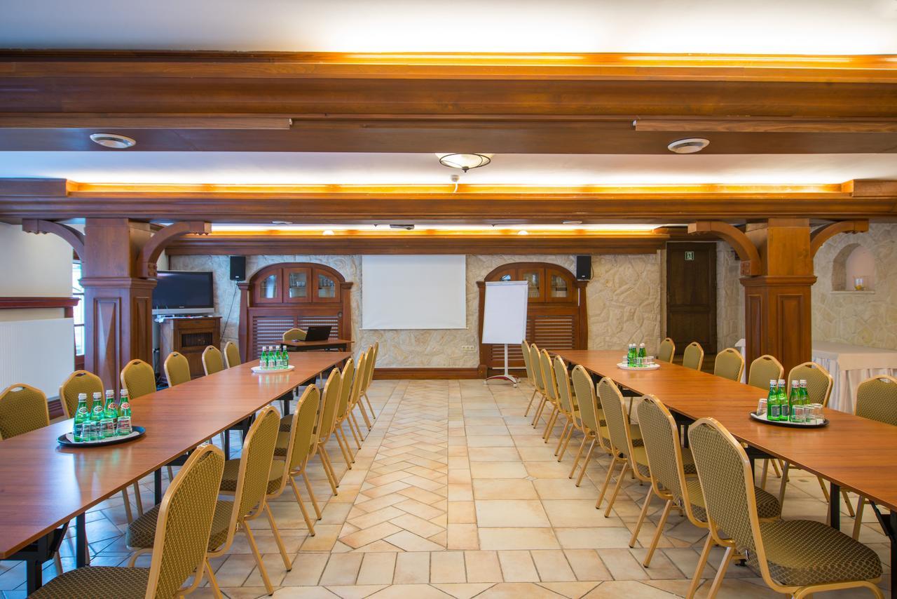 Hotel Dwa Ksiezyce Казимеж-Дольны Экстерьер фото