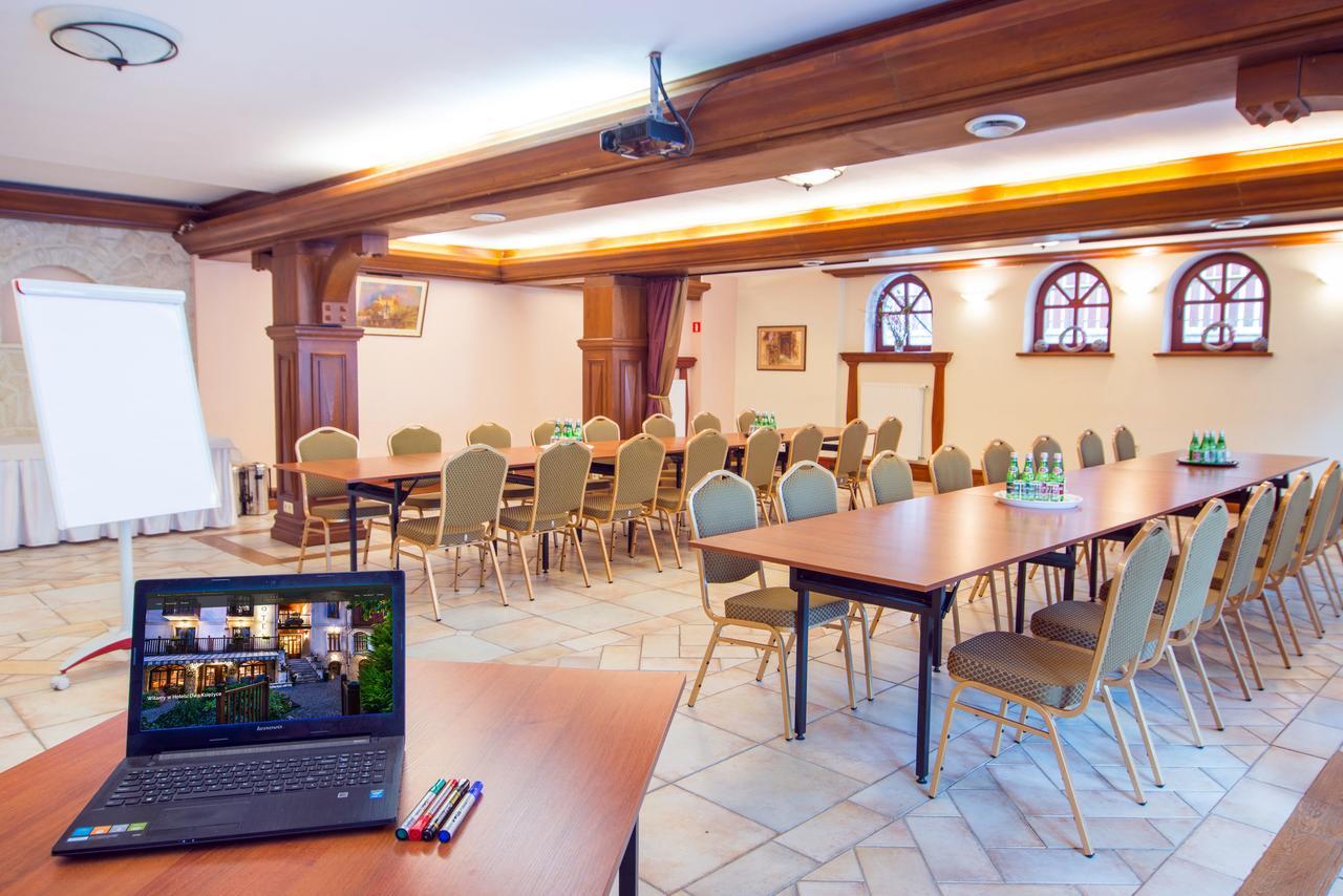 Hotel Dwa Ksiezyce Казимеж-Дольны Экстерьер фото